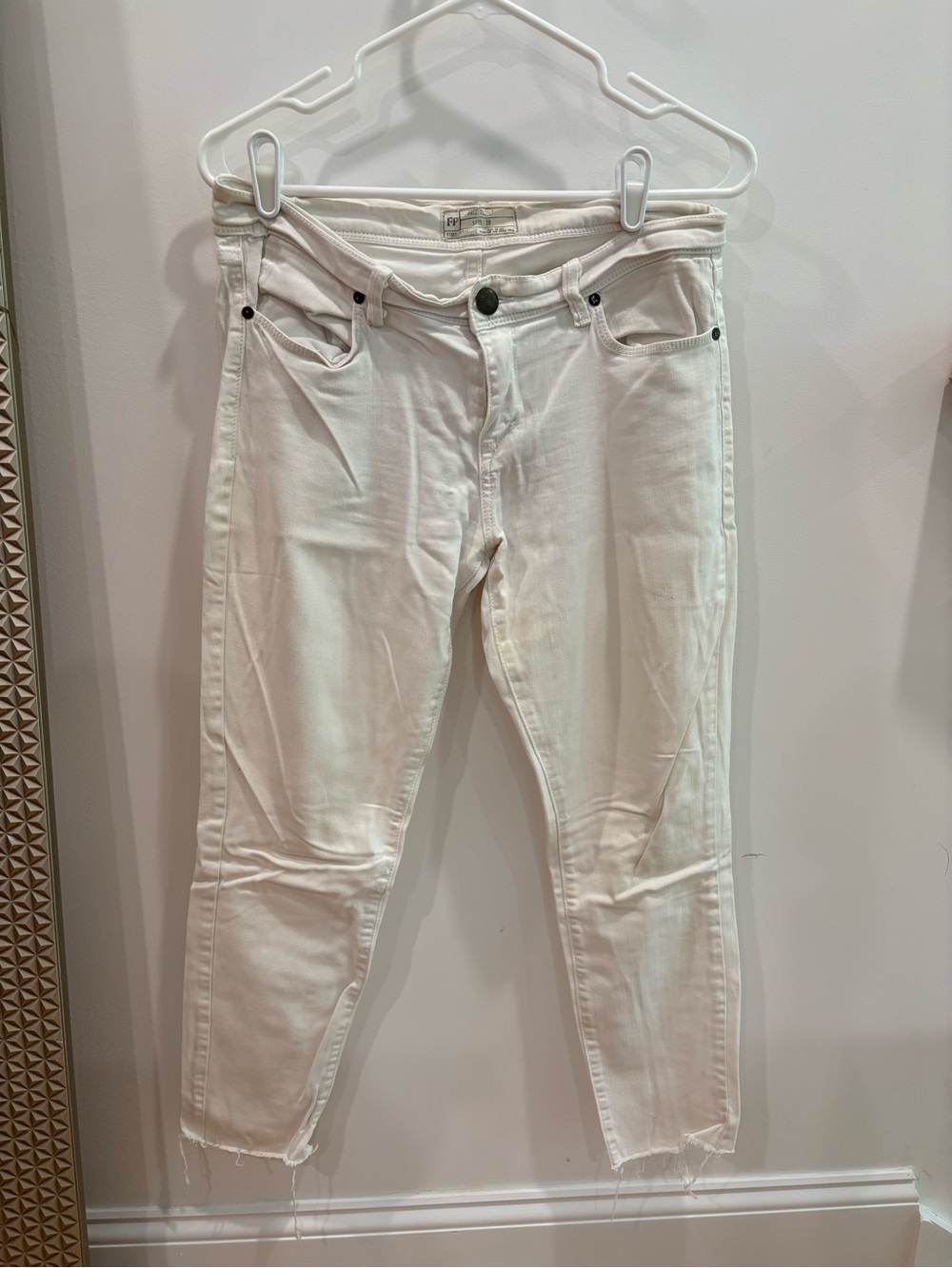 Free People White Cropped Slim Jeans